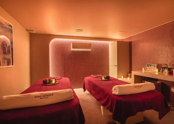 Le Prieure & Hotel 4*