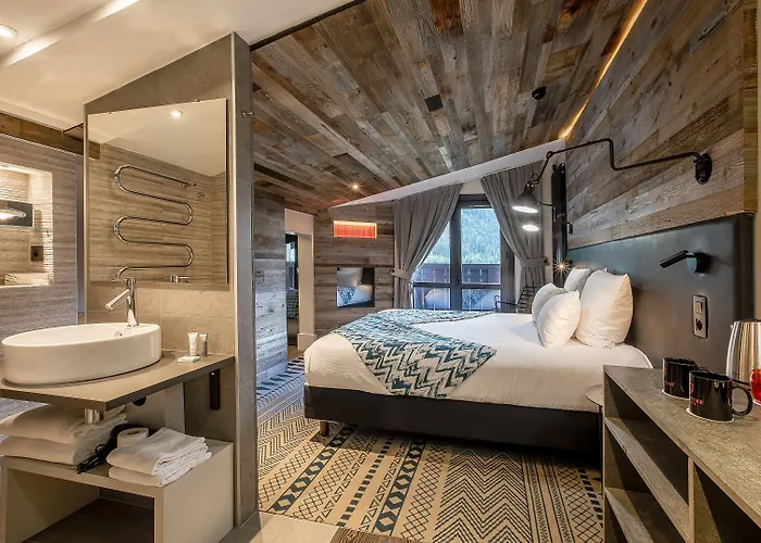 Le Prieuré Hotel 4*