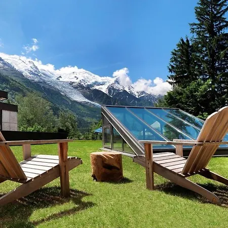 Le Prieuré Hotel 4*
