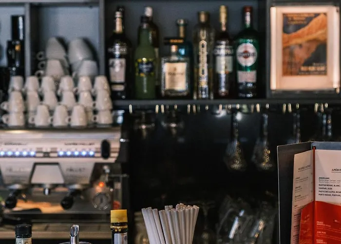 Le Prieure & فندق