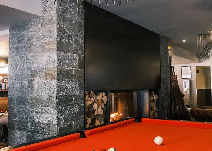 Le Prieure & شامونكس