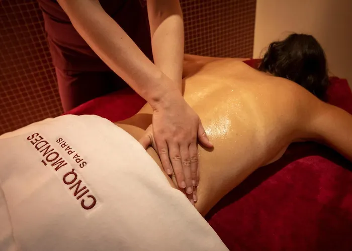 Le Prieure & فندق 4*