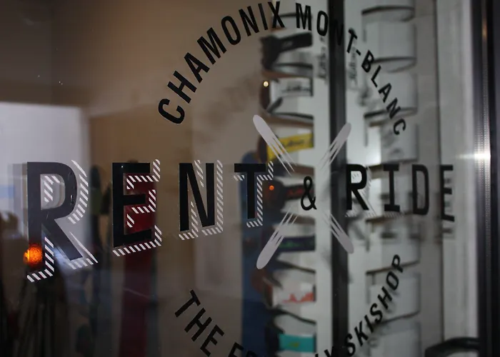 Le Prieure & فندق 4*